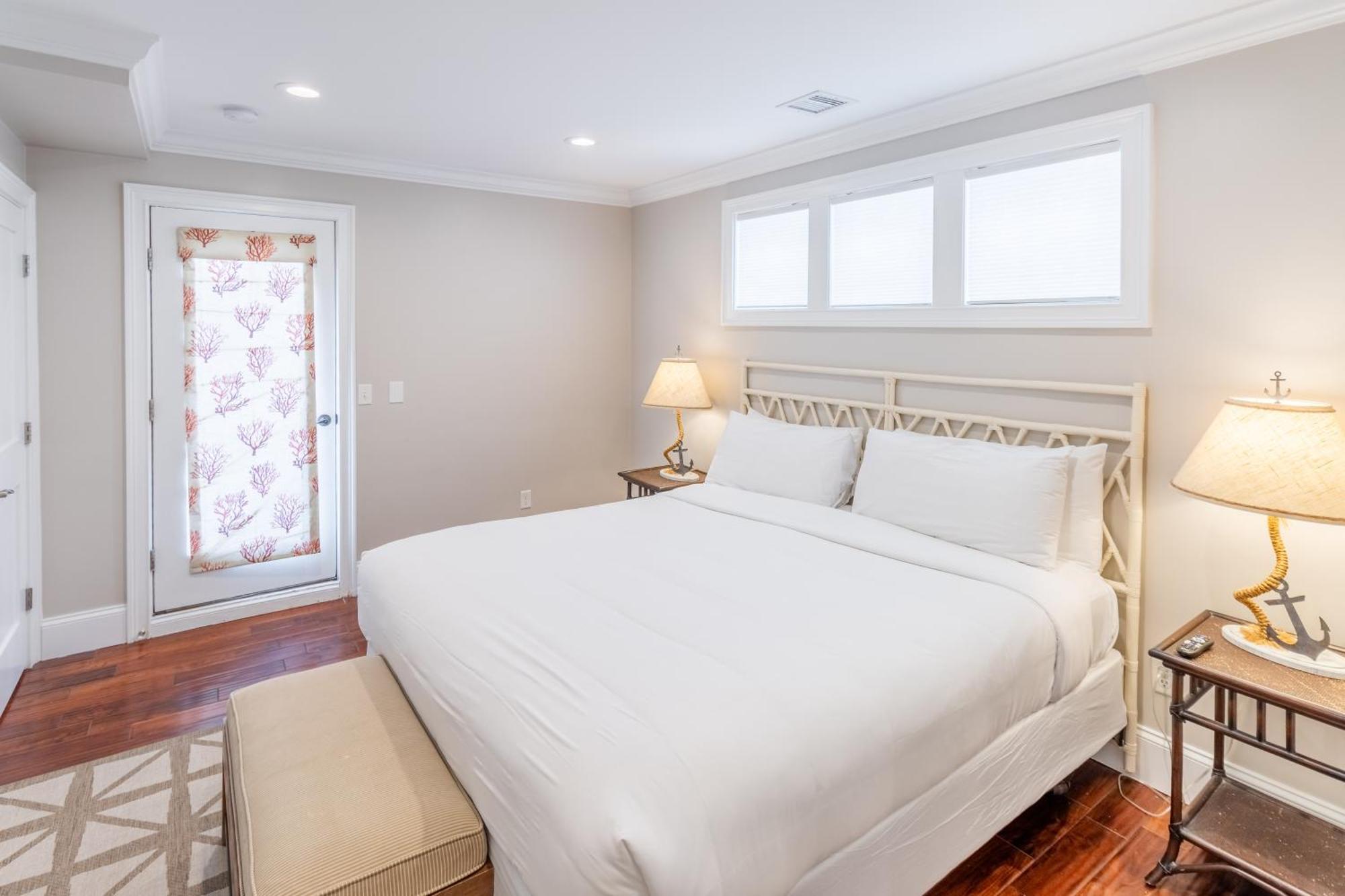 Апартаменты The Newport Lofts - 548 Thames Street Экстерьер фото