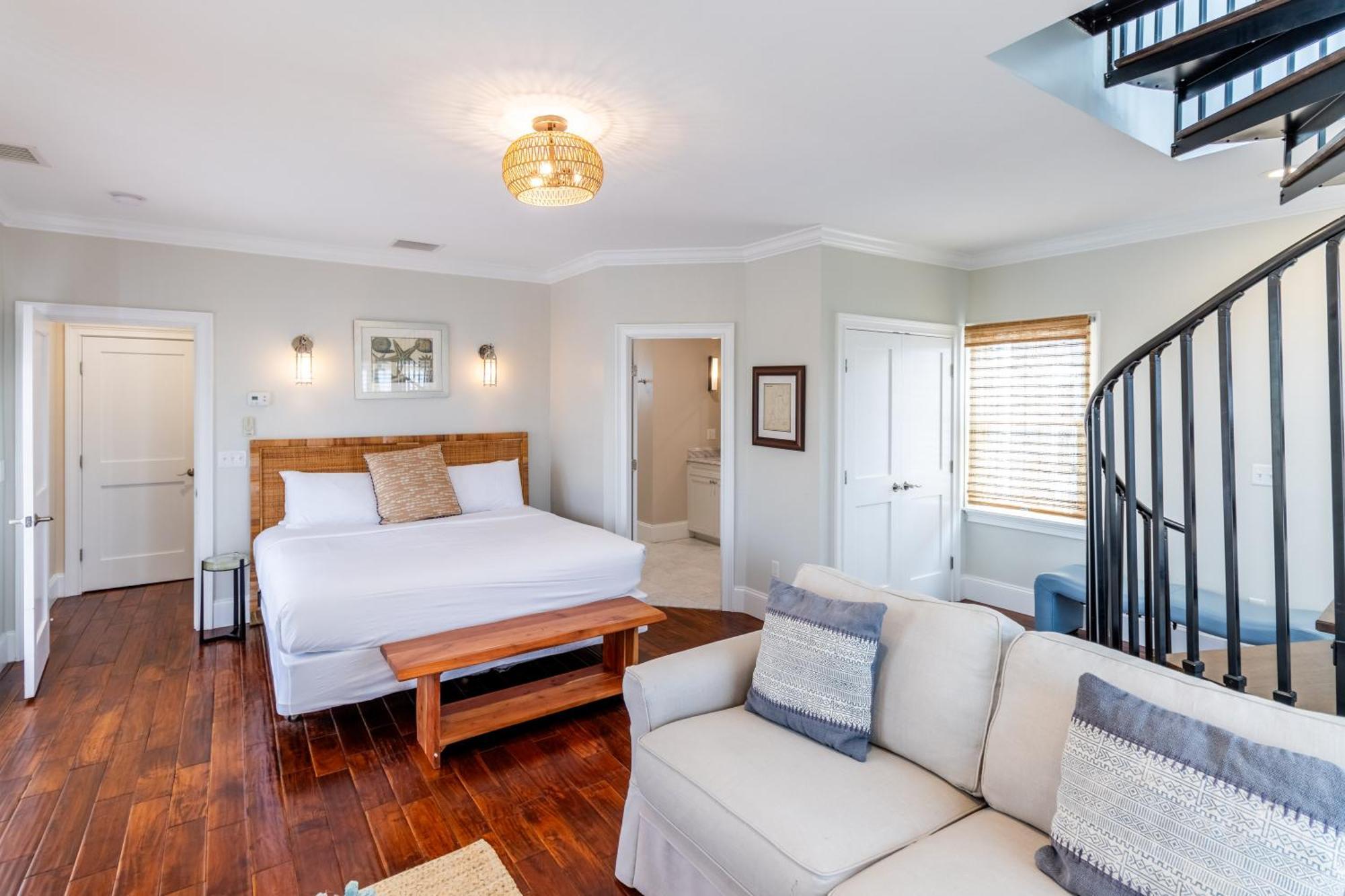 Апартаменты The Newport Lofts - 548 Thames Street Экстерьер фото